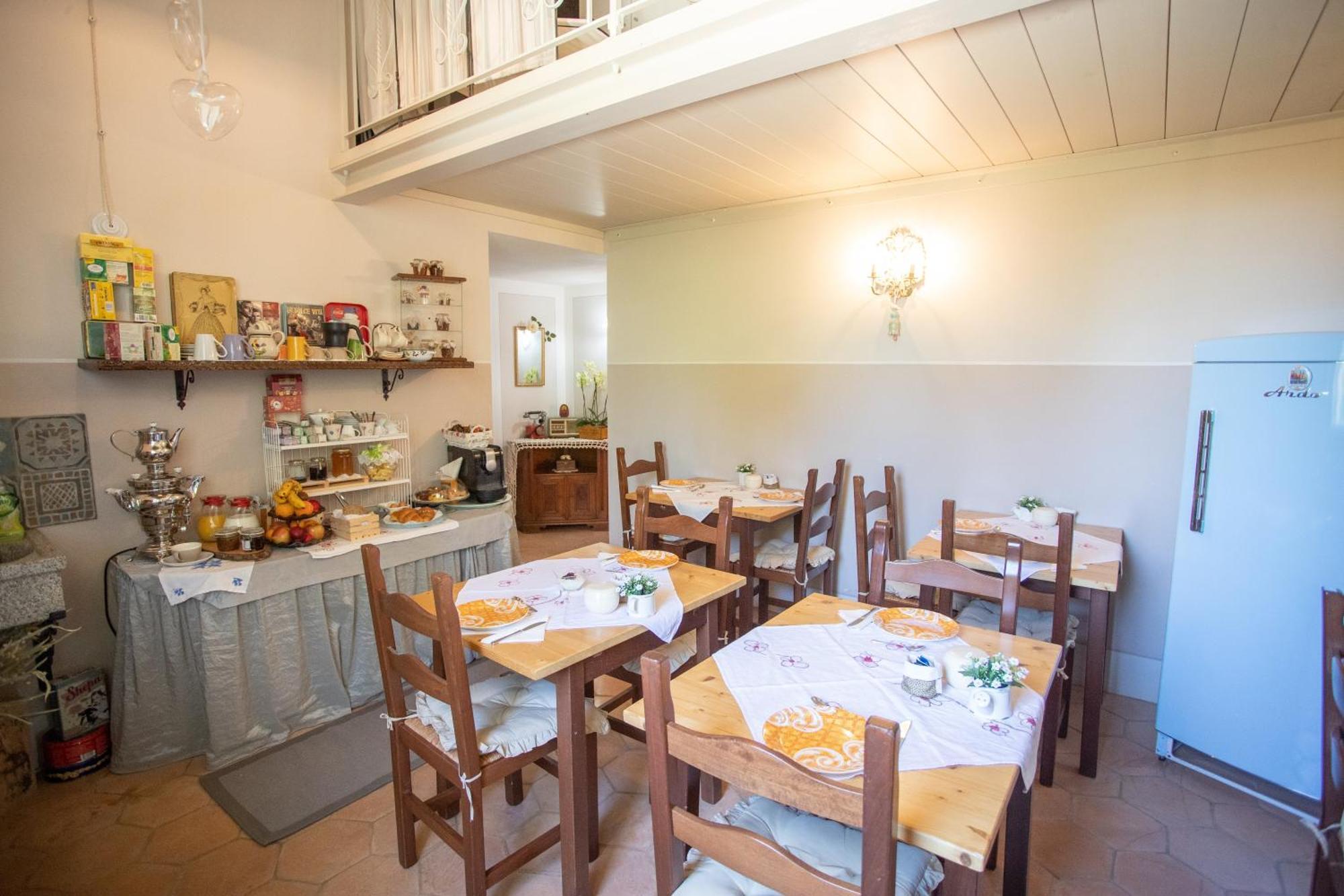Locanda Antico Casale เชเซนาติโก ภายนอก รูปภาพ