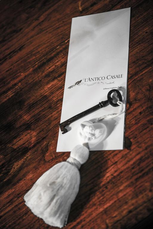 Locanda Antico Casale เชเซนาติโก ภายนอก รูปภาพ